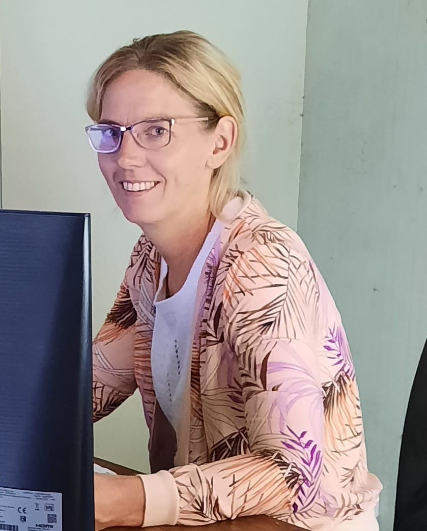 Karin - kwekerij top en top Karin van coniferen-bestellen.nl